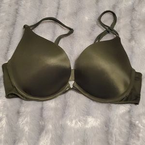 Green VS underwire bra